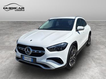 Mercedes-Benz GLA-H247 2023 - GLA 180 d Advanced auto