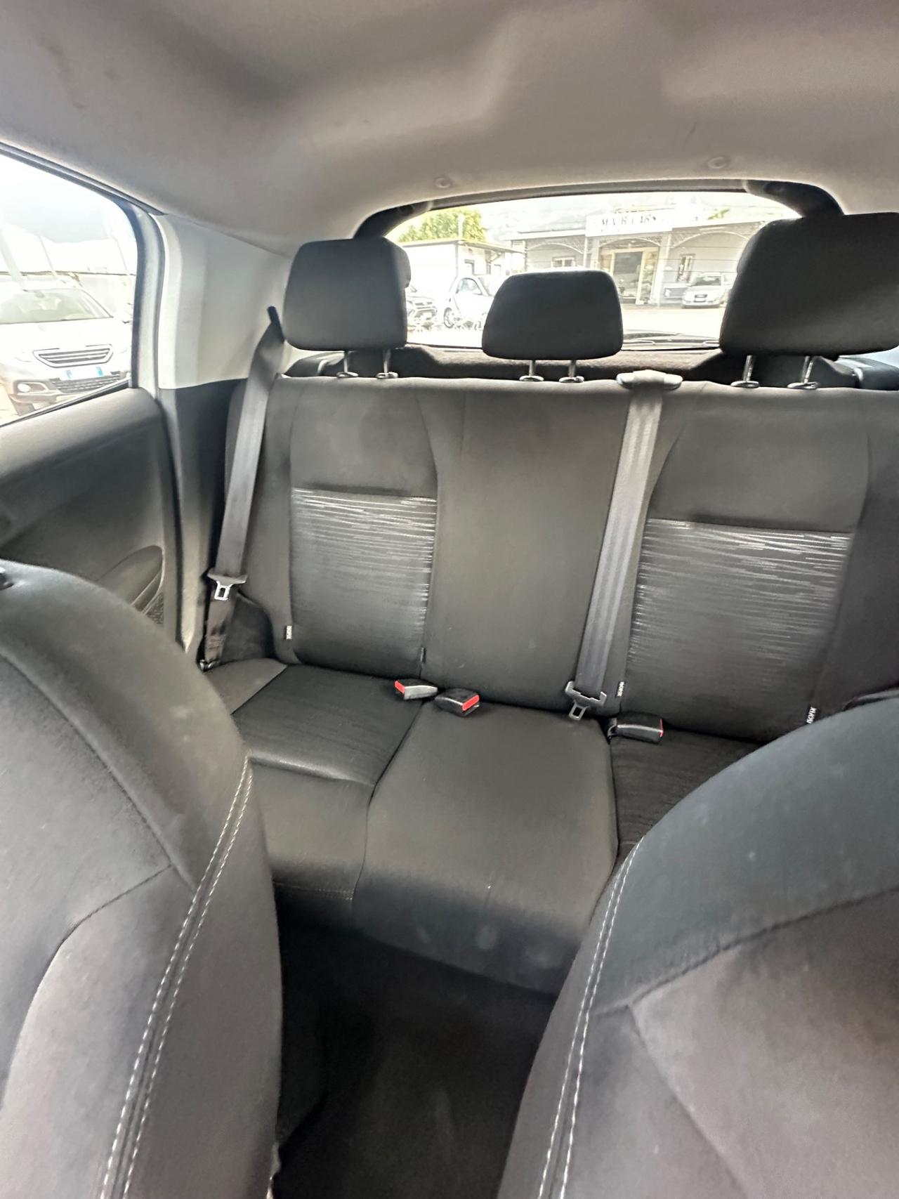 Peugeot 208 1.2 VTi 82 CV 5 porte Allure
