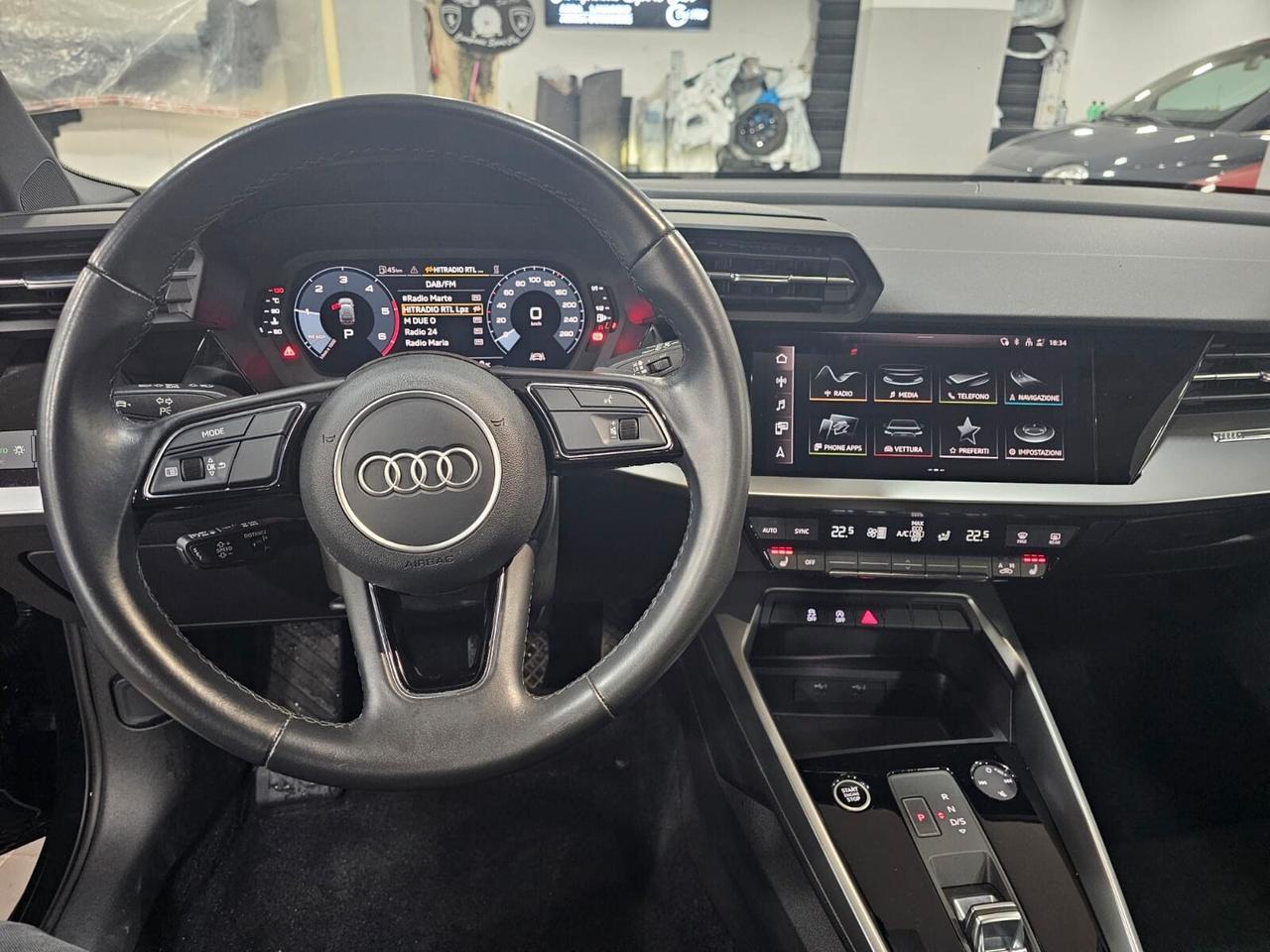 NUOVA AUDI A3 SPORTBACK S-LINE 35 TDI 150CV S-TRONIC IDENTITY BLACK