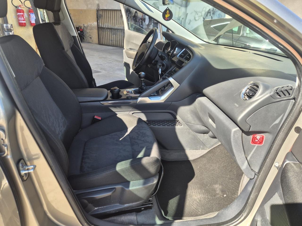 Peugeot 3008 1.6 HDi 110CV Tecno