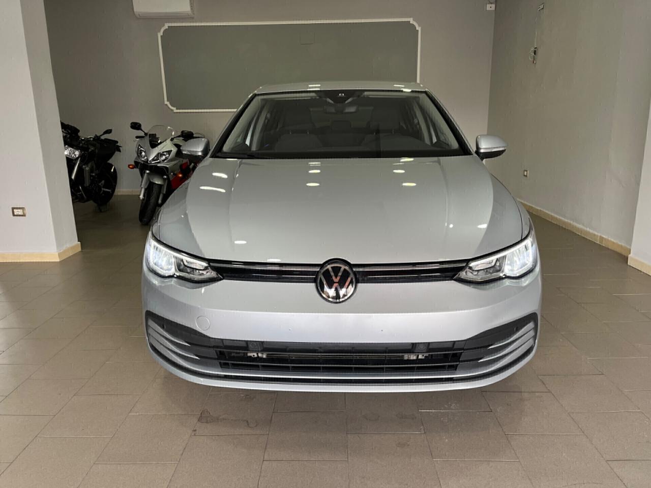 VOLKSWAGEN GOLF 8 2.0 TDI 150CV