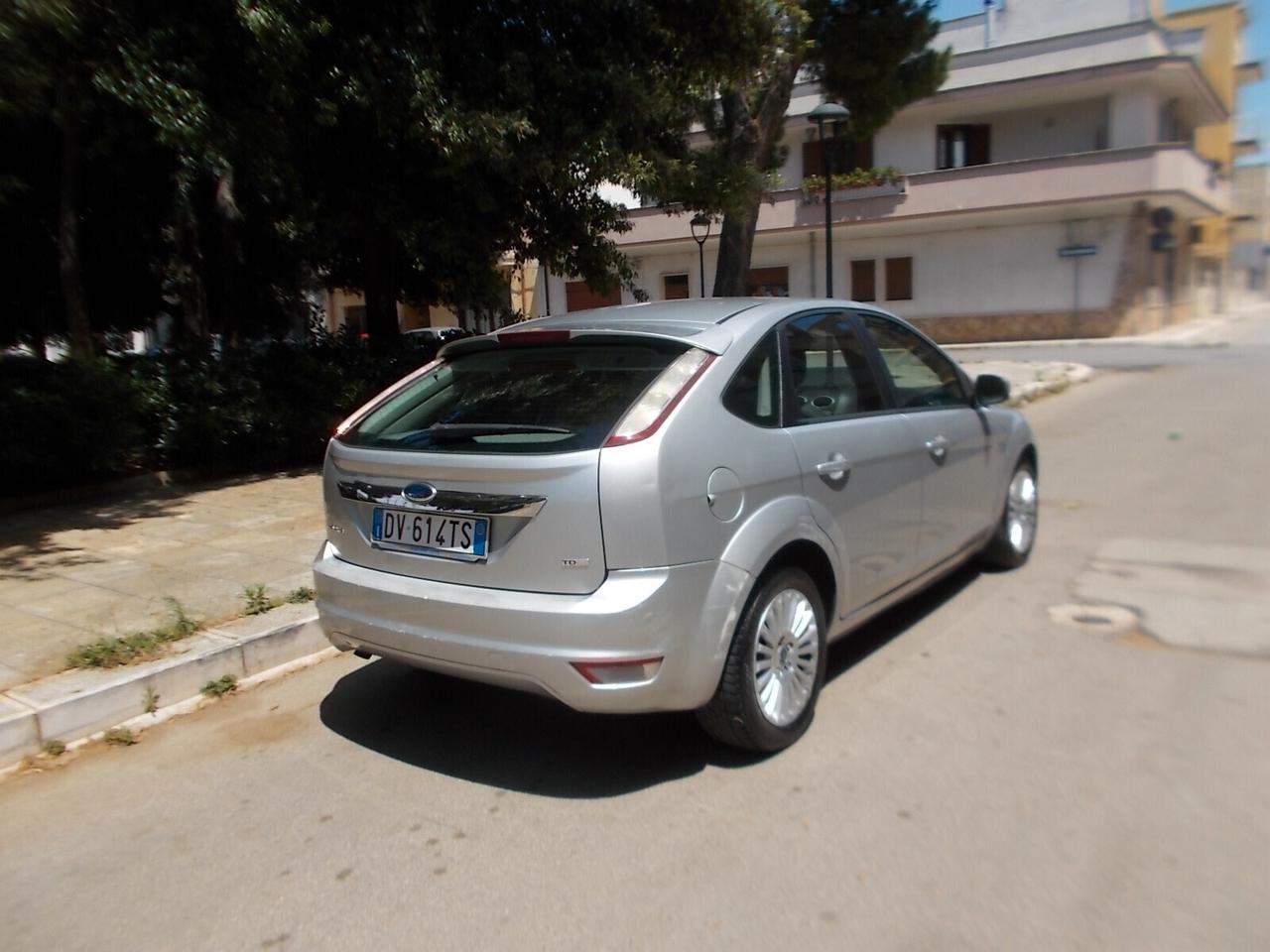 Ford Focus BERLINA 1.6 TDCi 90cv 5p. TITANIUM
