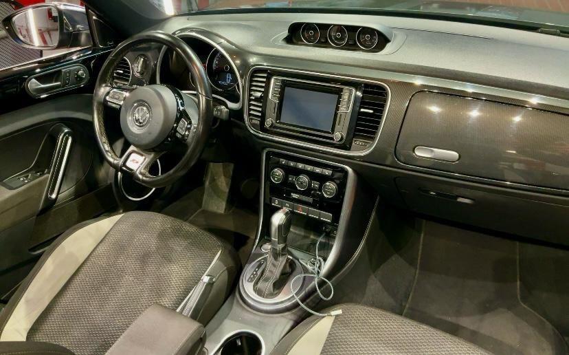 Volkswagen Maggiolino Cabrio 1.4 TSI DSG R-LINE 150 CV