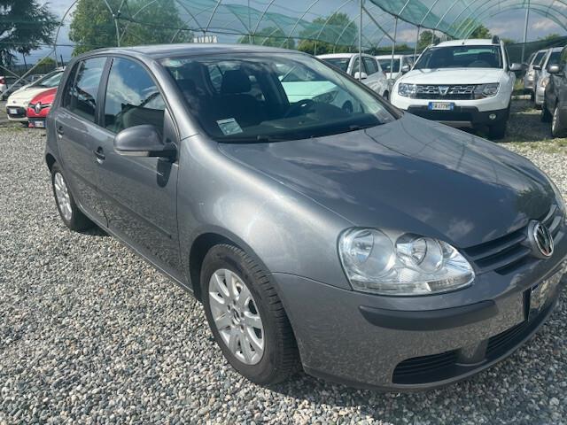 Volkswagen Golf 1.6 16V FSI 5p. Comfortline