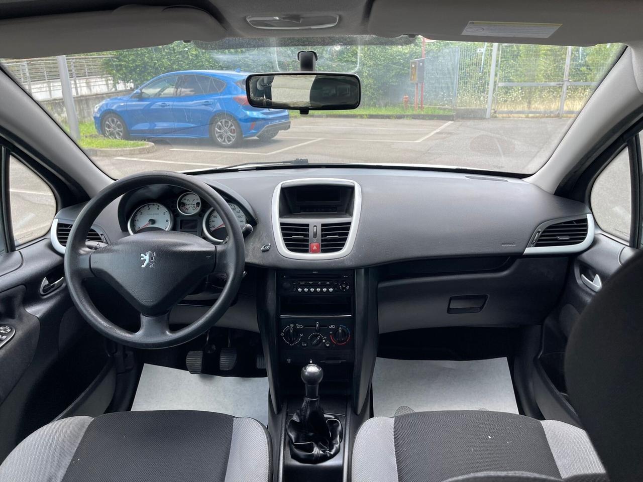 Peugeot 207 1.4 8V 75CV 5p. Energie Sport