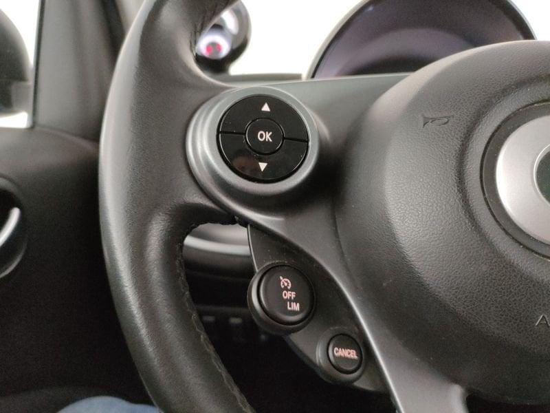 smart fortwo fortwo 70 1.0 twinamic cabrio Passion