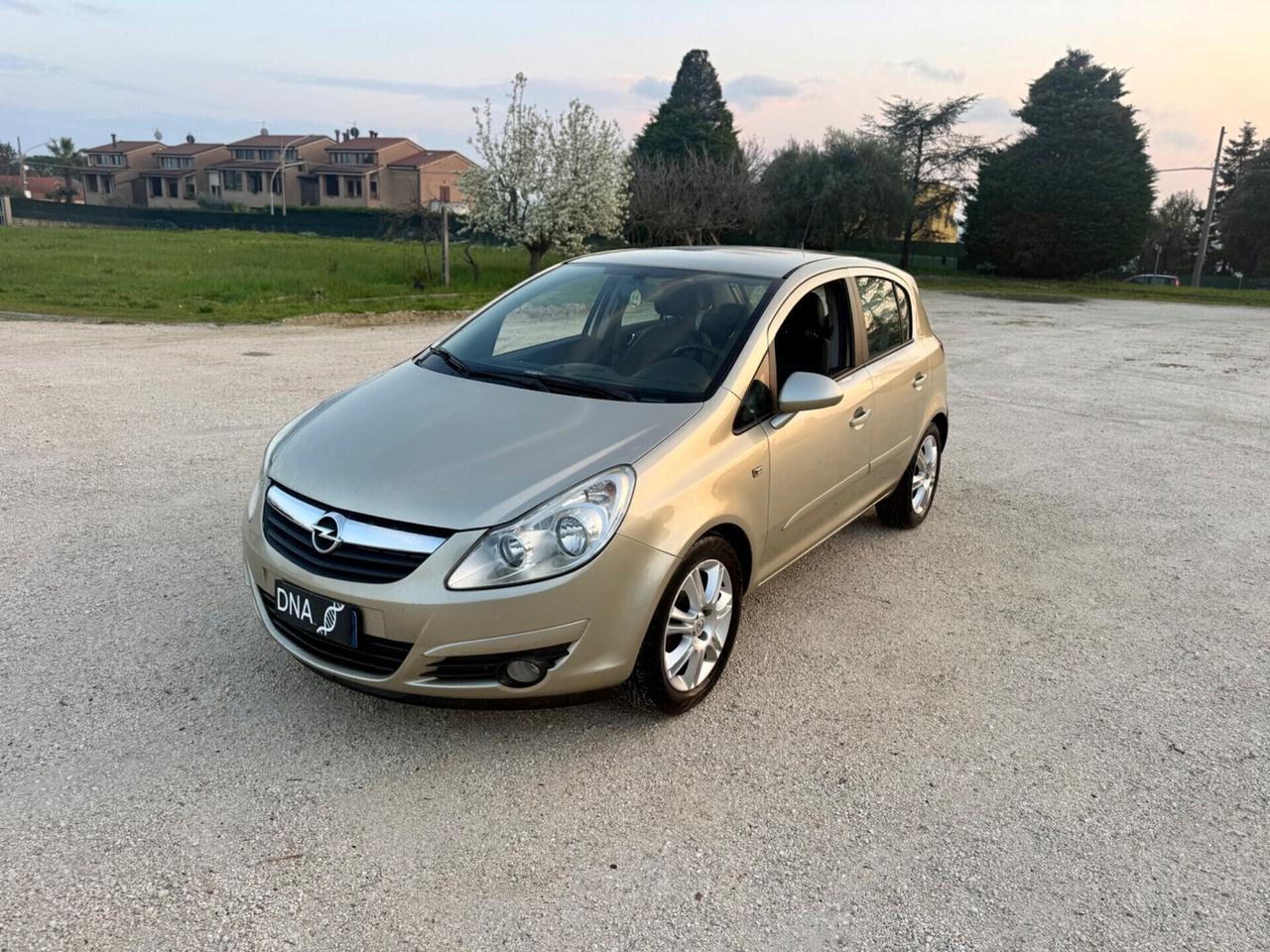 Opel Corsa 1.2 Benzina Metano unipropr. NEOPATENTATI
