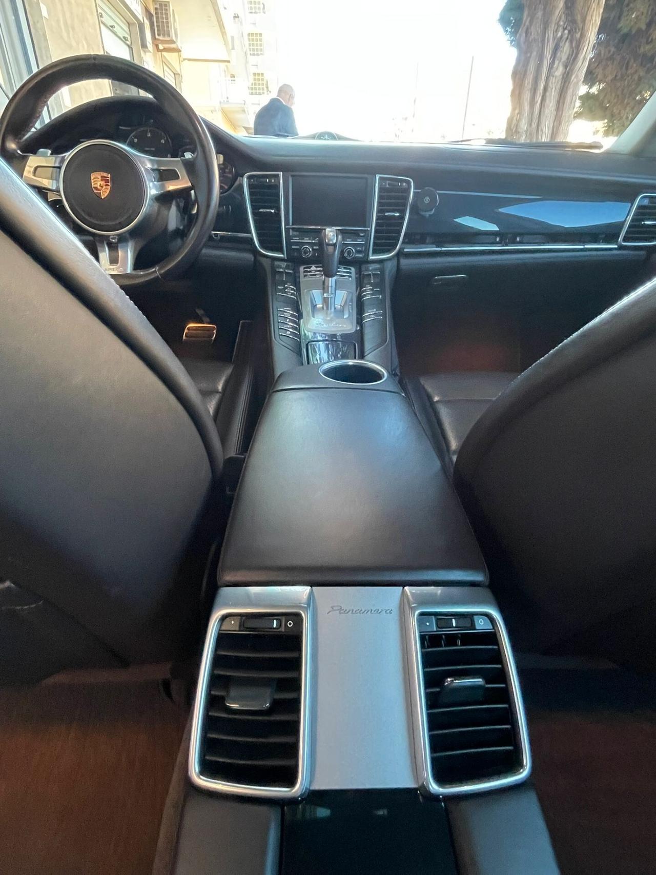 Porsche Panamera 3.0 Diesel Platinum Edition