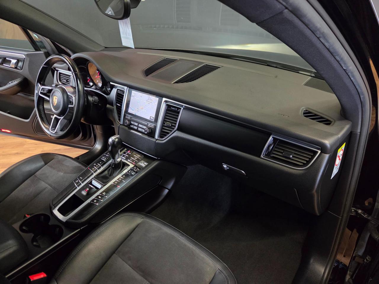 Porsche Macan 2.0 252cv pdk