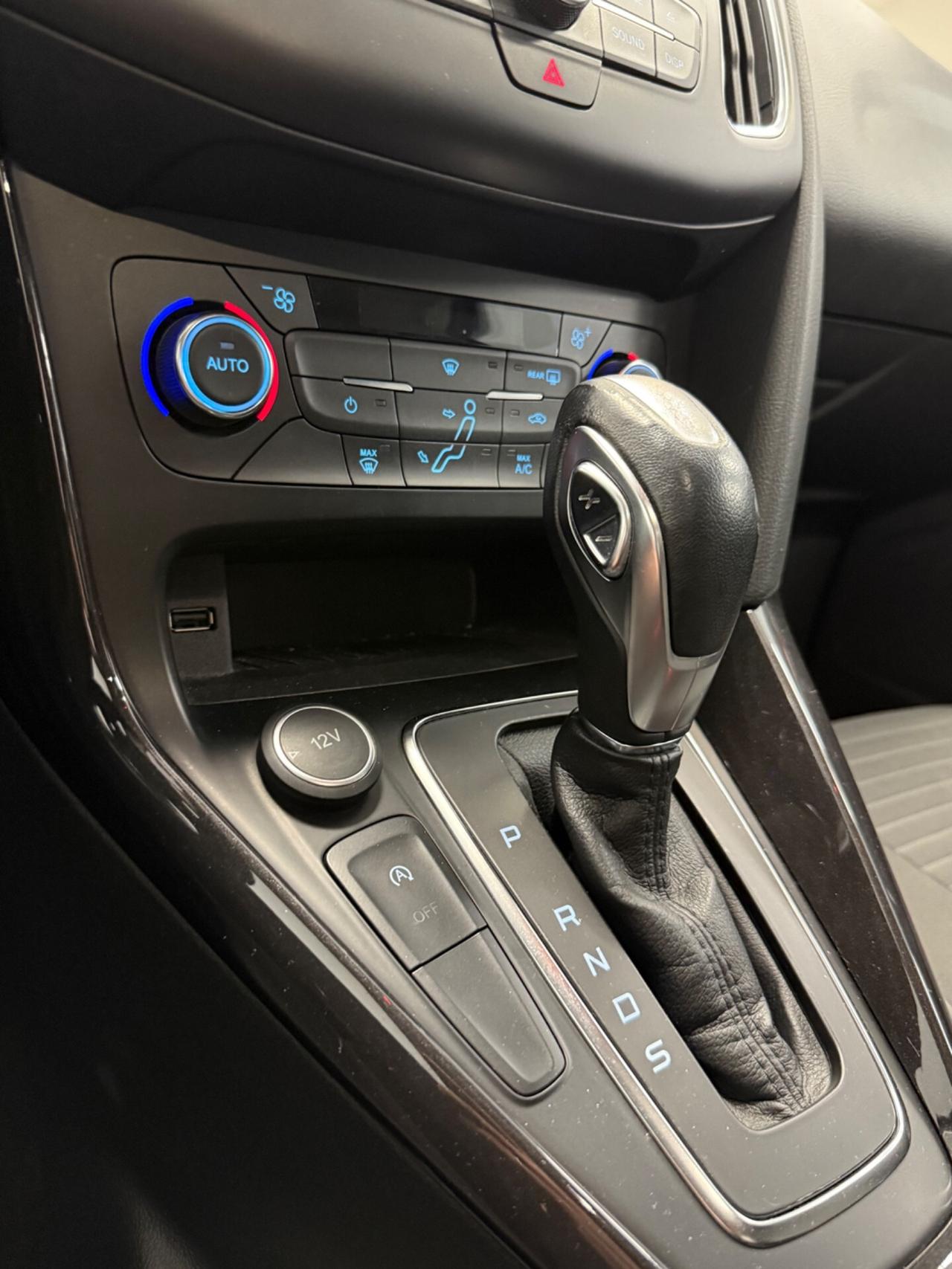 Ford Focus 1.5 TDCi 120 CV automatica NEOPATENTATI
