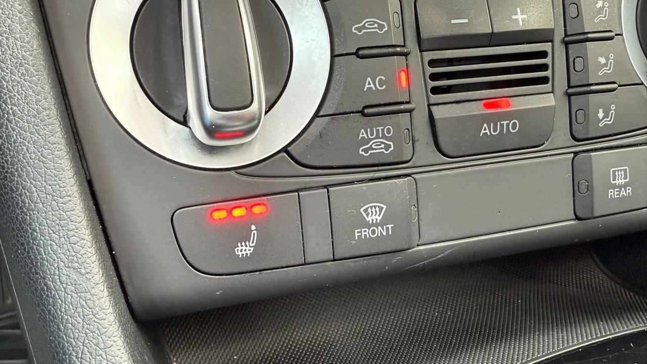 AUDI Q3 2.0TDI S-TRONIC S-LINE QUATTRO TETTO 177CV 2012