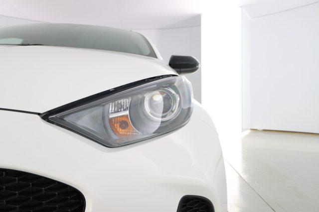 MAZDA 2 Full Hybrid 116cv Centre line