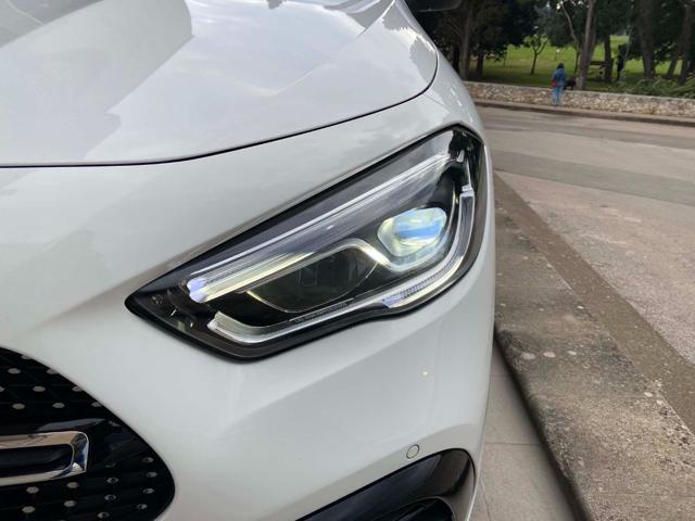 MERCEDES-BENZ GLA 200 d Automatic Premium Amg PACK NIGHT