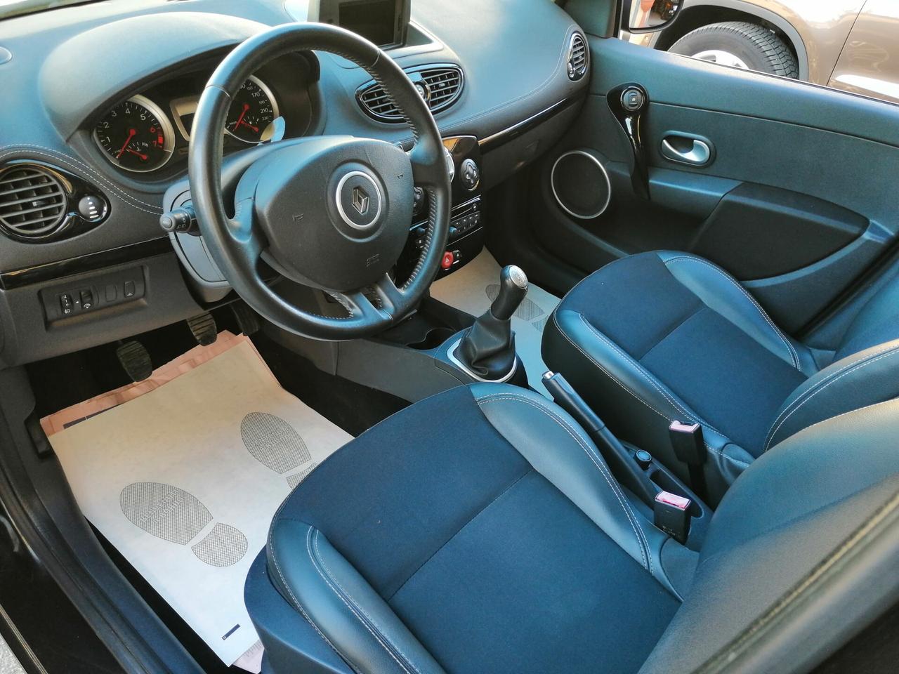 Renault Clio 1.2 16V 5 porte Dynamique