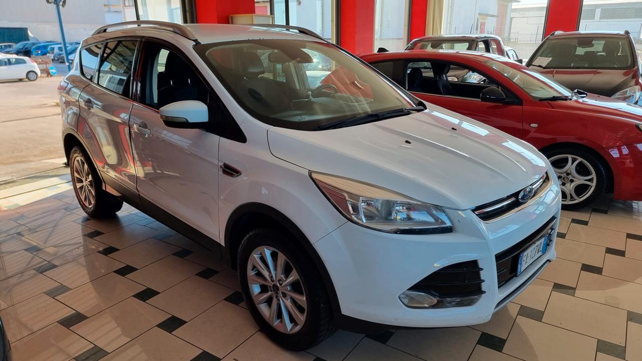 Ford Kuga 2.0 TDCI 120 CV S&S 2WD Titanium