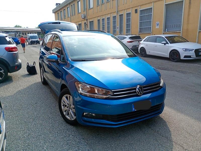 Volkswagen Touran 2.0 TDI 150 CV DSG 7 POSTI PROMOZIONE