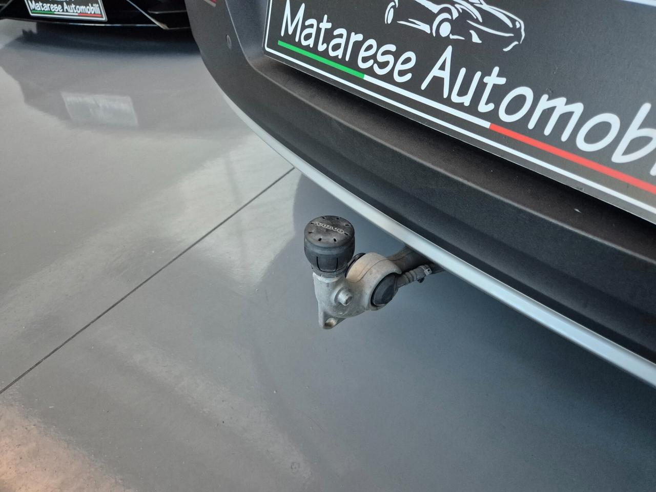 Volvo XC40 T4 Recharge 1.5cc 129cv AUTOCARRO 5PT