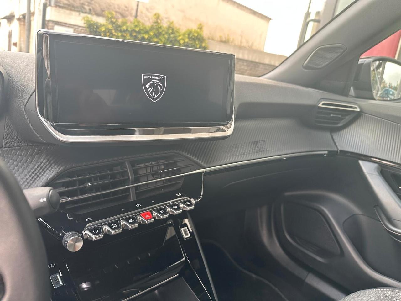 Peugeot 2008 PureTech 100 S&S Allure