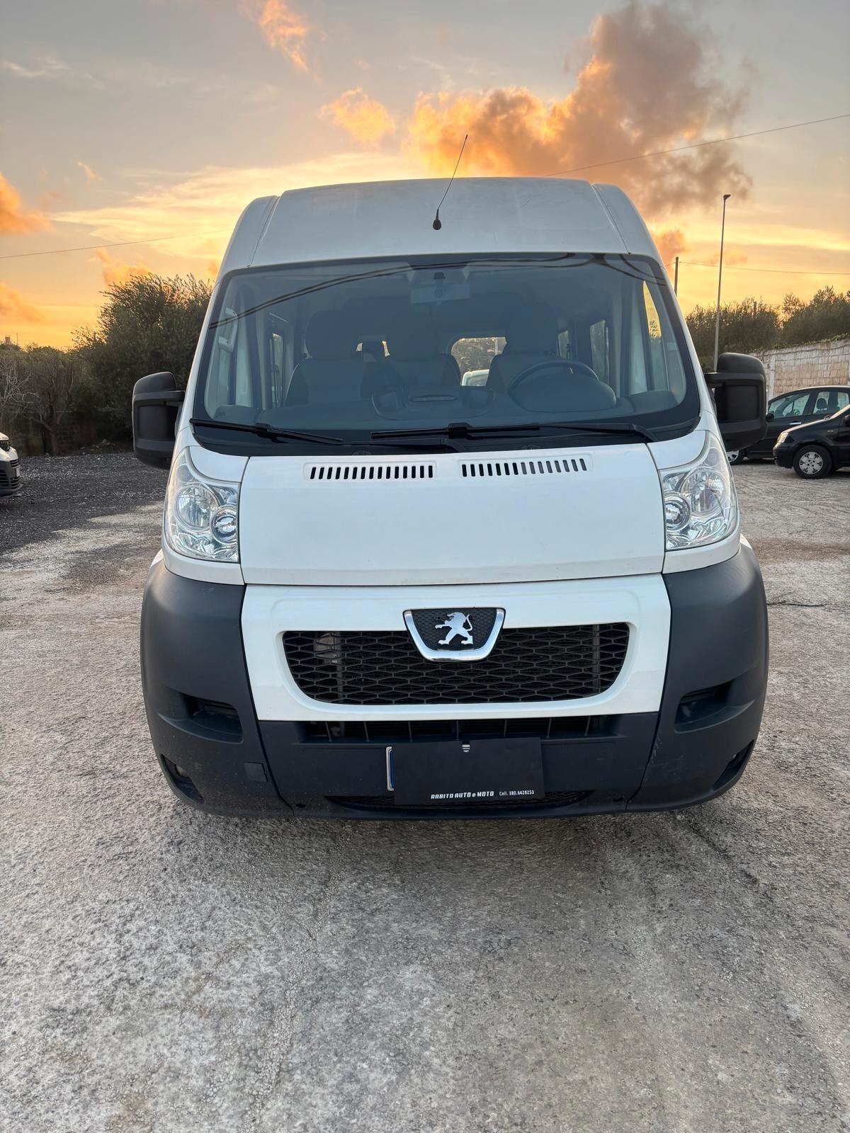 Peugeot Boxer 330 2.2 HDi/130CV FAP PC-TN Combi Premium