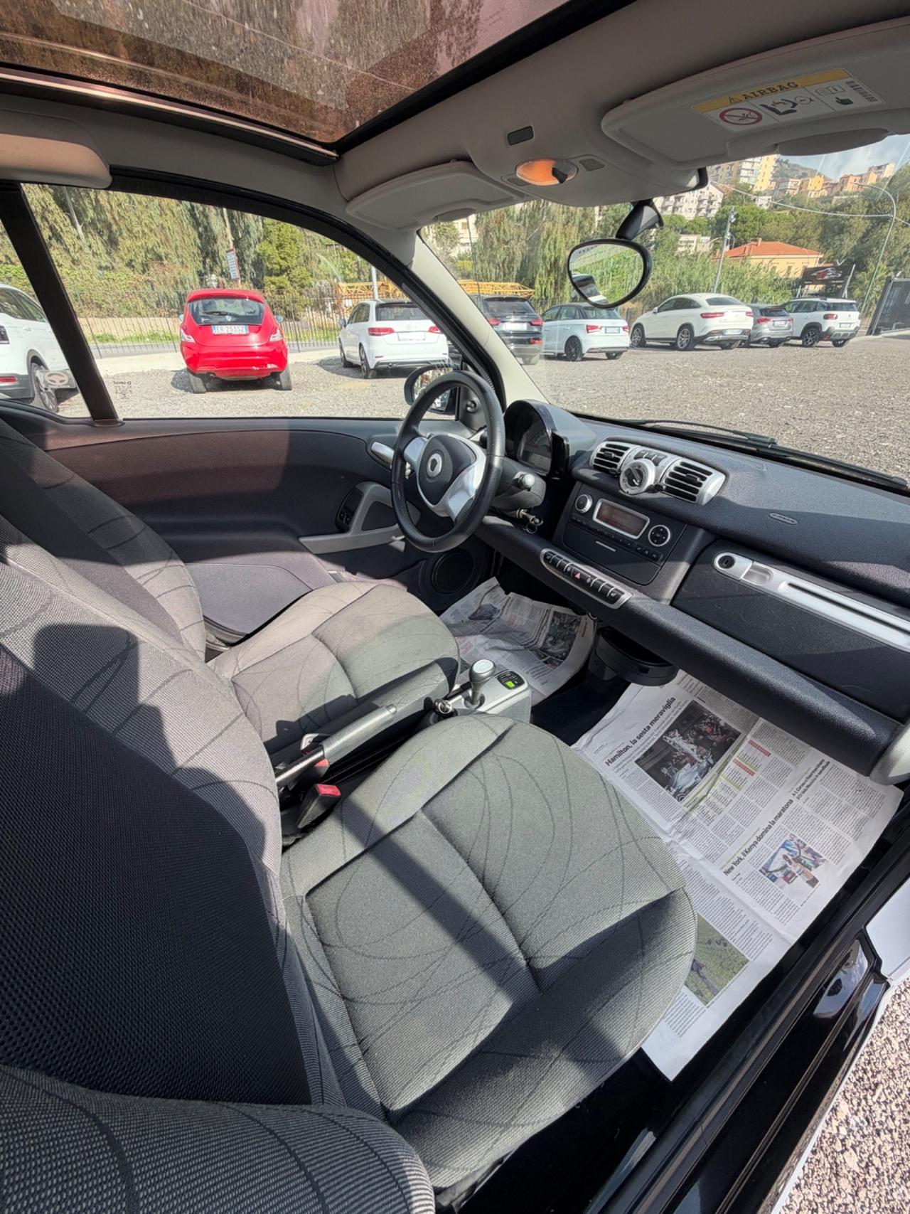 Smart ForTwo 1000 52 kW MHD coupé passion