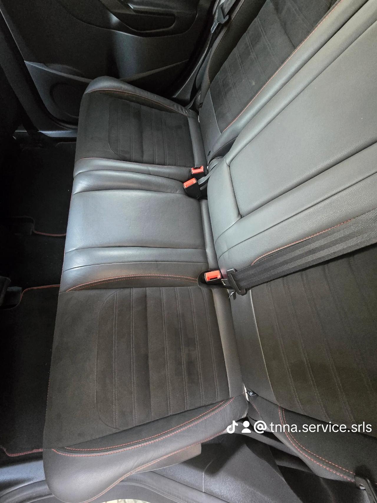 Ford Kuga 1.5 TDCI 120 CV S&S 2WD ST-Line