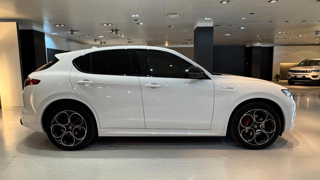 Alfa Romeo Stelvio 2.2 210CV Veloce - 2022