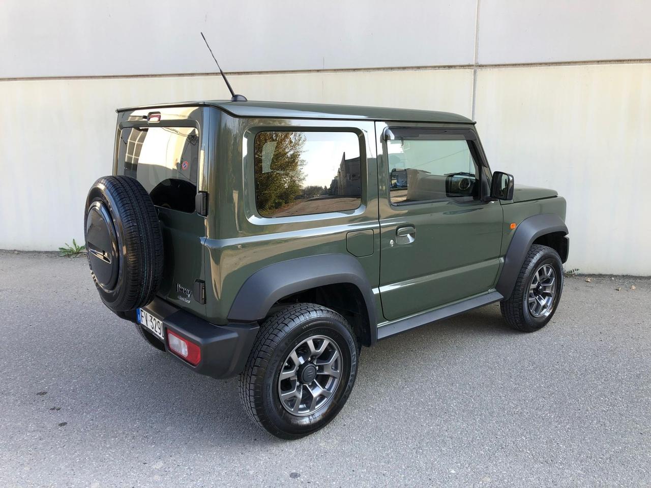 Suzuki Jimny 1.5 5MT Top