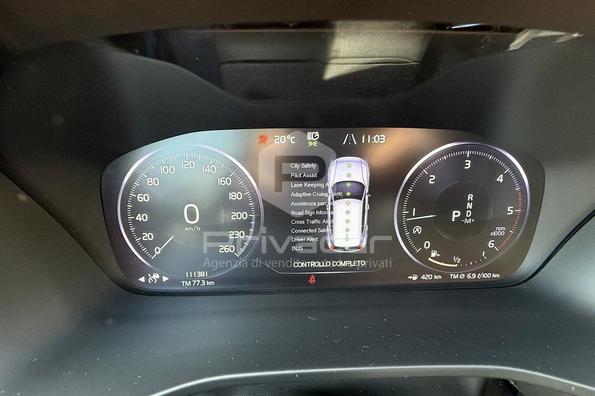 VOLVO XC40 D3 Geartronic R-design