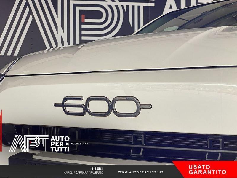 FIAT 600 600 1.2 hybrid La Prima 110cv auto