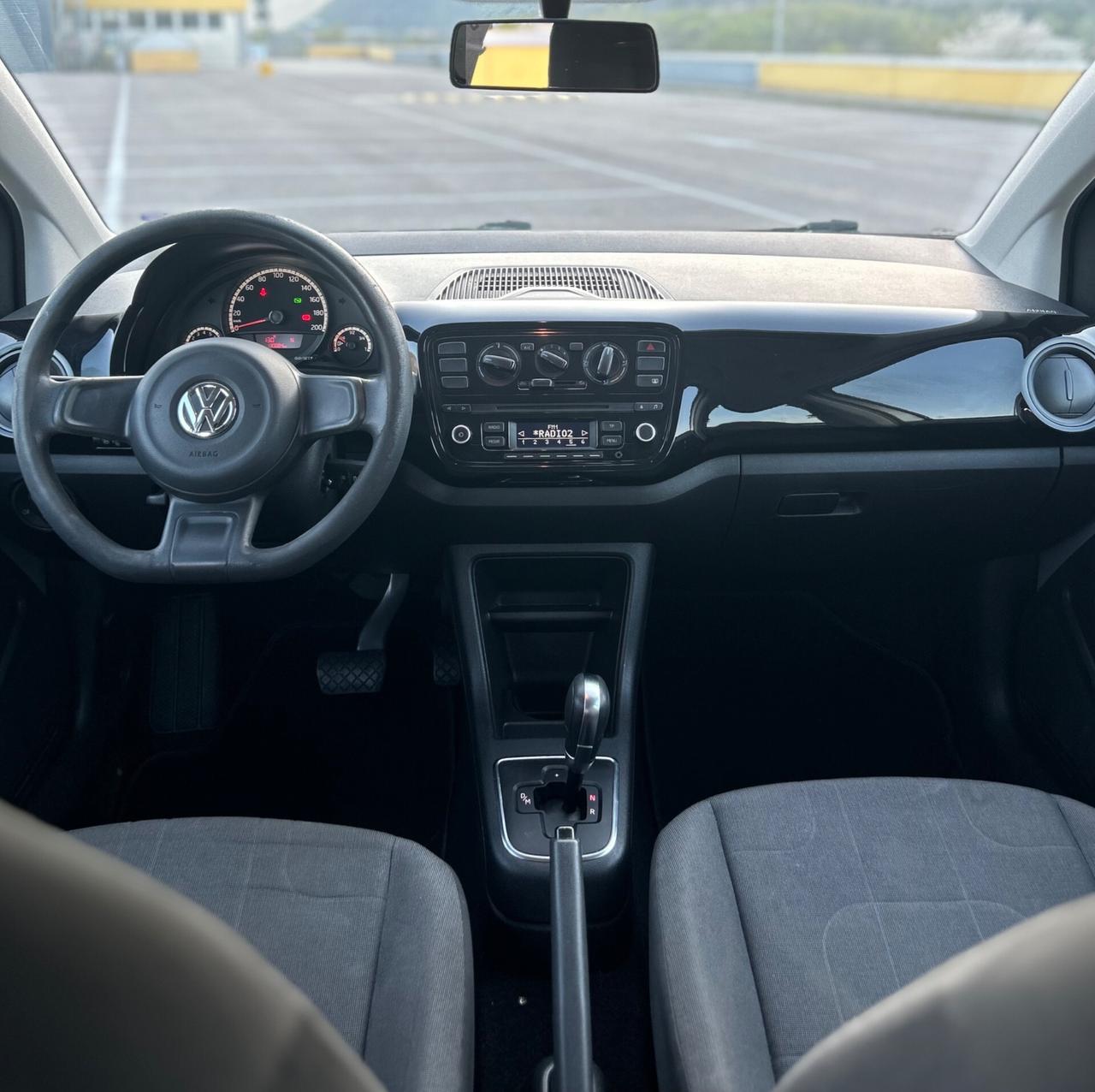 Volkswagen up! Neopatent. CAMBIO AUTOMATICO