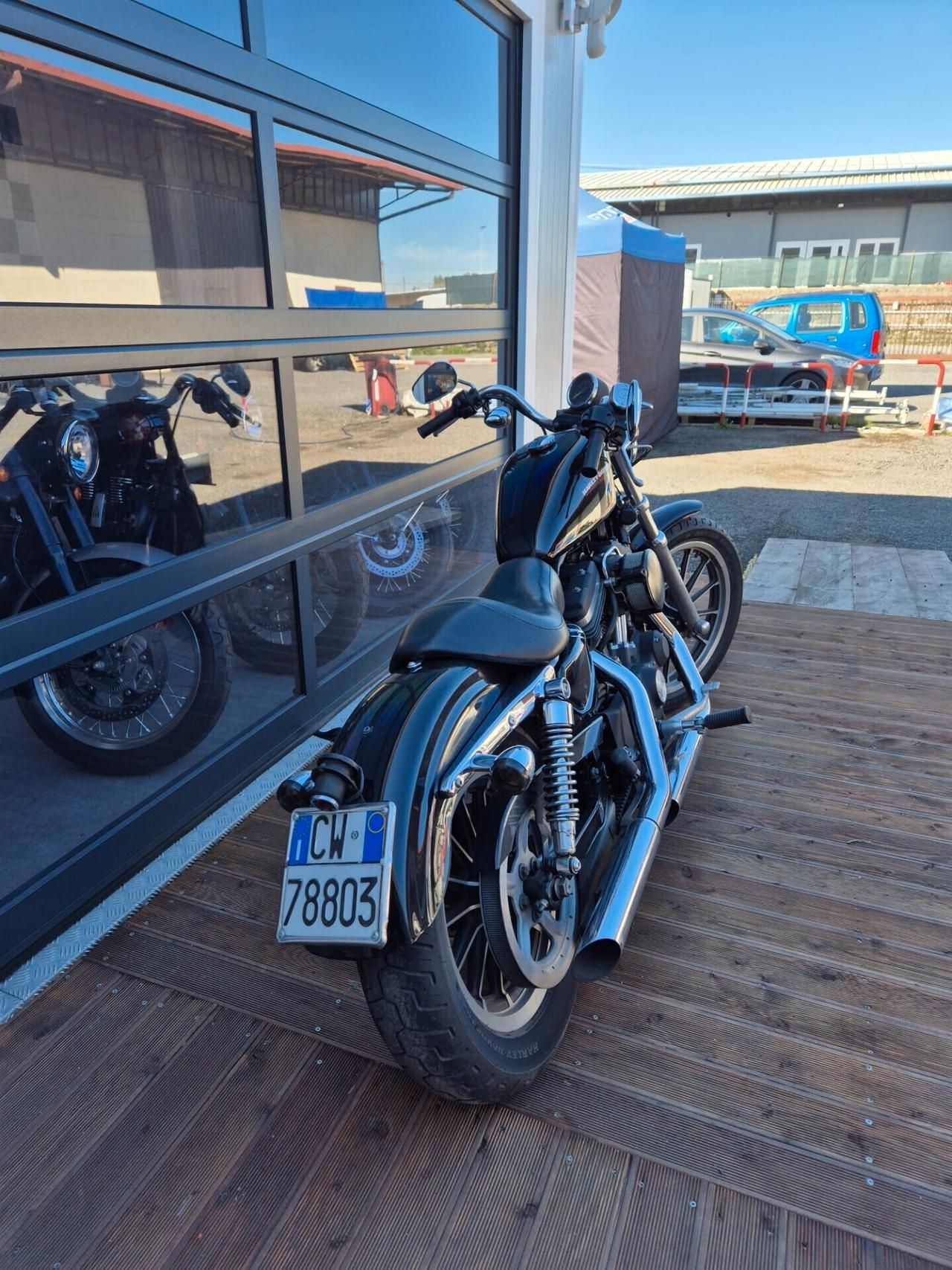 Harley-davidson 883 Sportster Standard