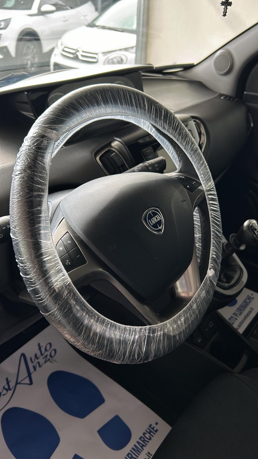 Lancia Ypsilon 1.2 Benzina Silver Elefantino Blu 2020