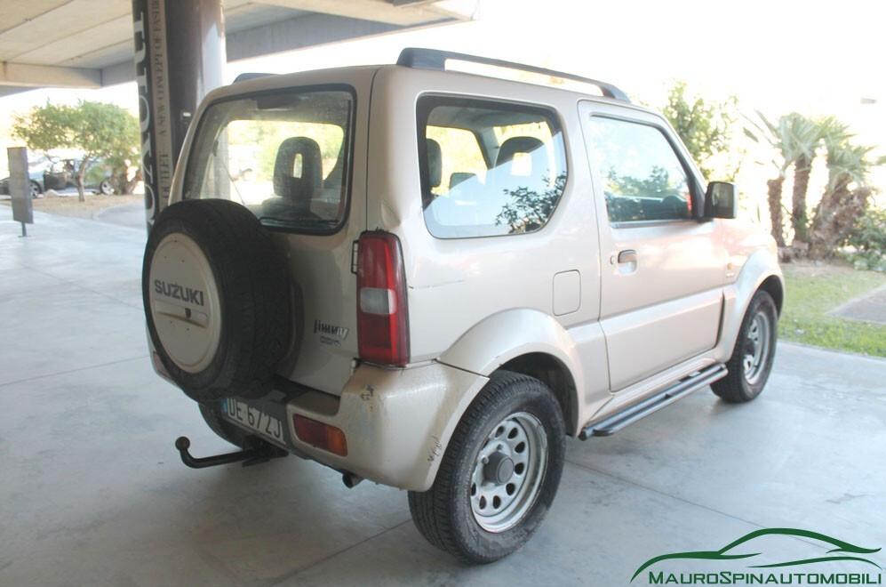 FUORISTRADA SUZUKI JIMNY 1.5 DDi 4X4 + RIDOTTE