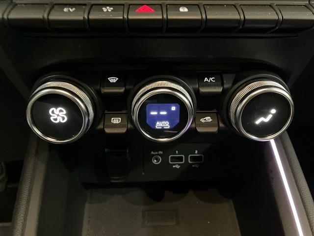 RENAULT Clio 1.6 E-Tech hybrid Intens 140cv auto my21