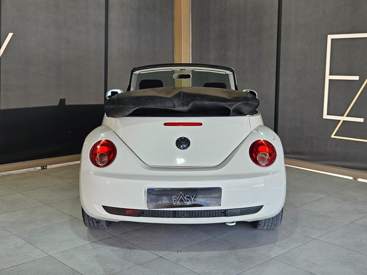 Volkswagen New Beetle Cabrio 1.6 FL