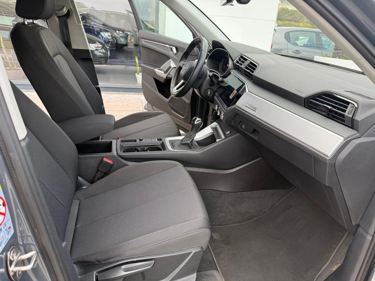 Audi Q3 35 TDI S tronic Business Advanced