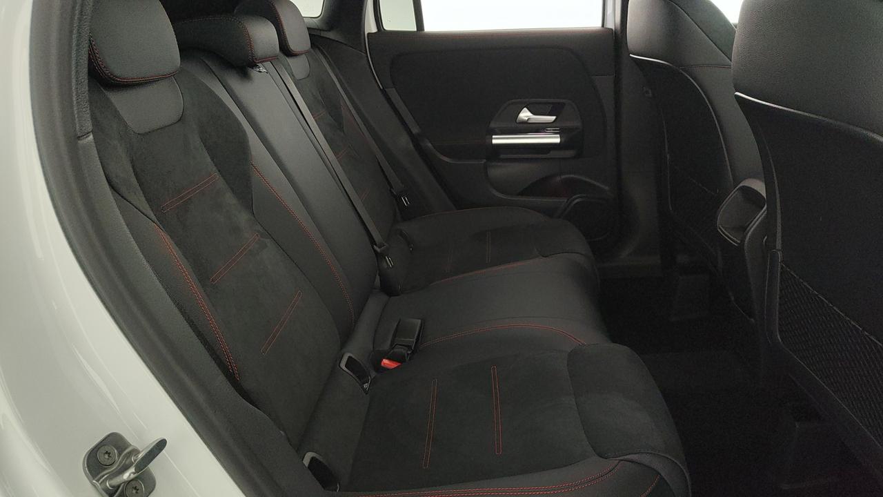 Mercedes-Benz GLA 200 d Automatic 4MATIC