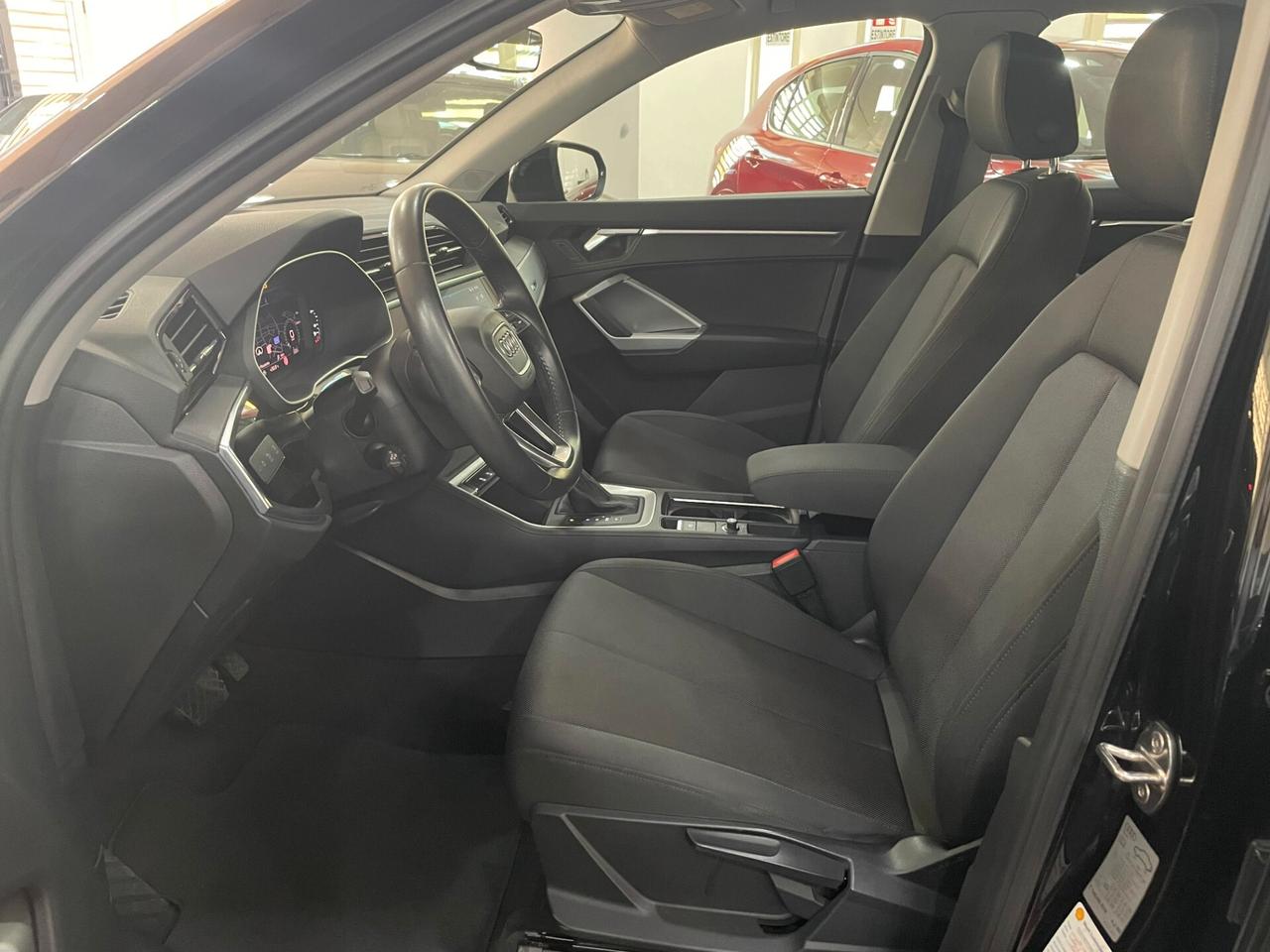 AUDI Q3 35 2.0 TDI 150CV BUSINESS