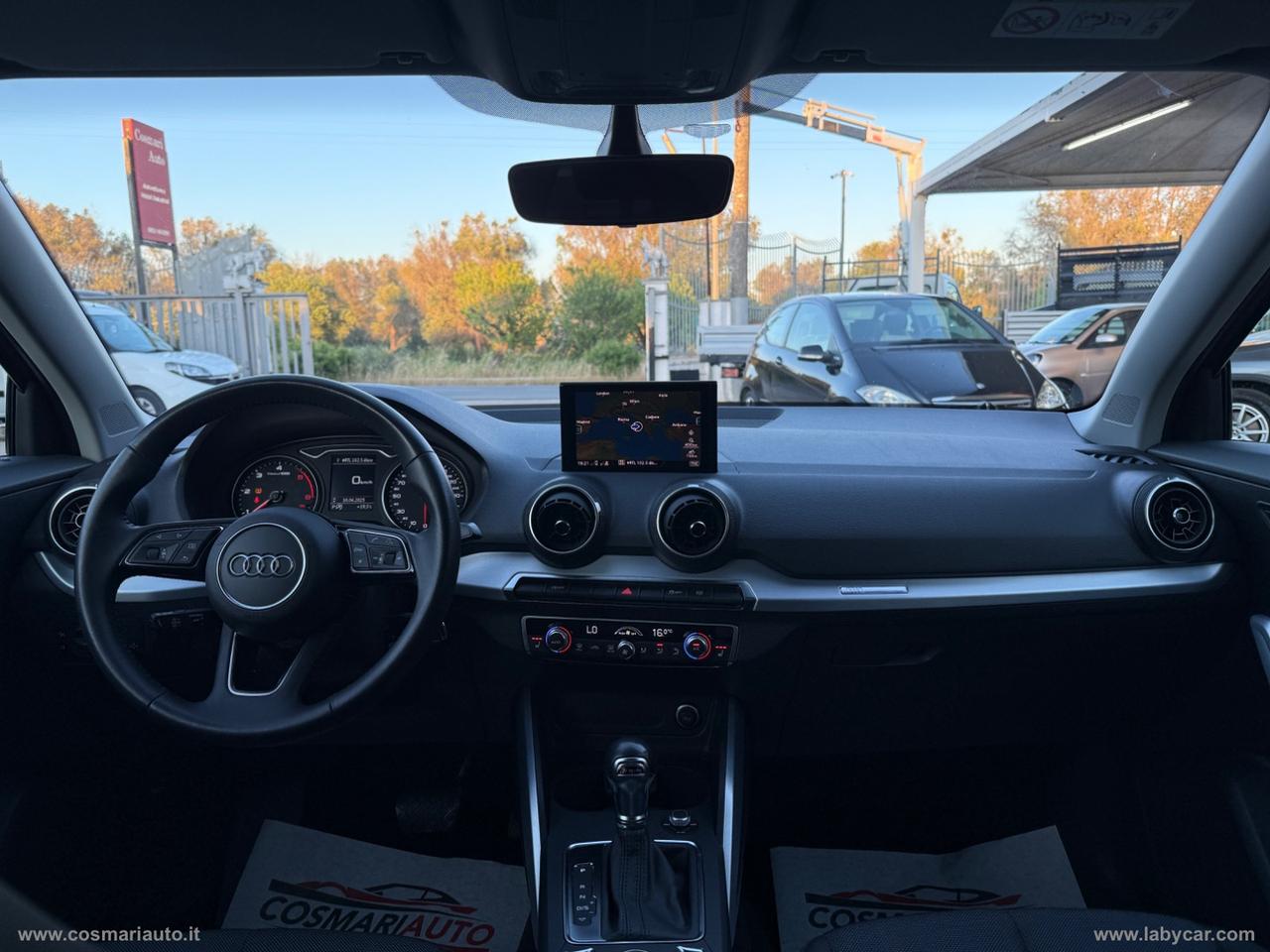 AUDI Q2 30 TDI S tronic Business Design
