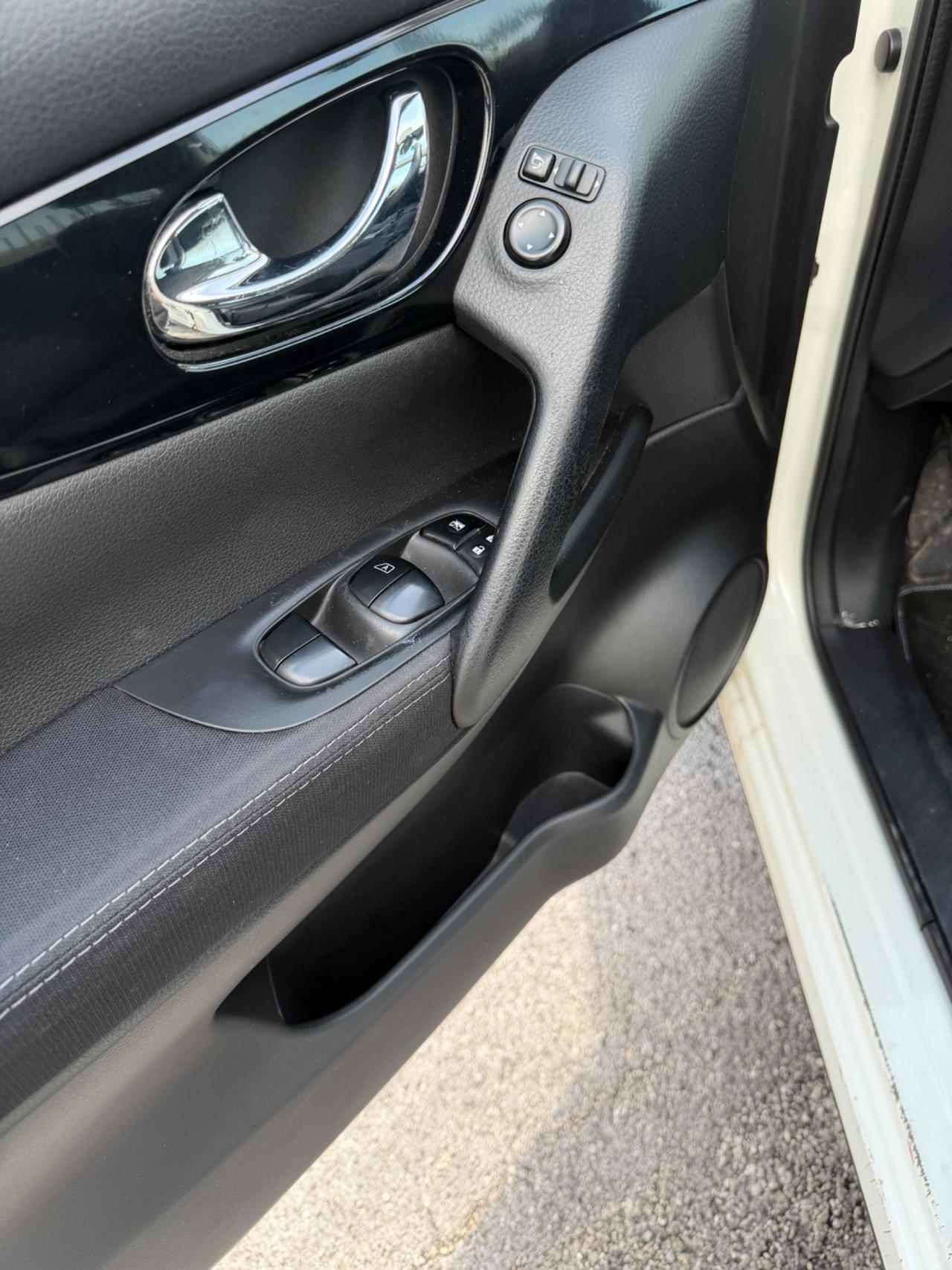 Nissan Qashqai 1.5 dCi Visia