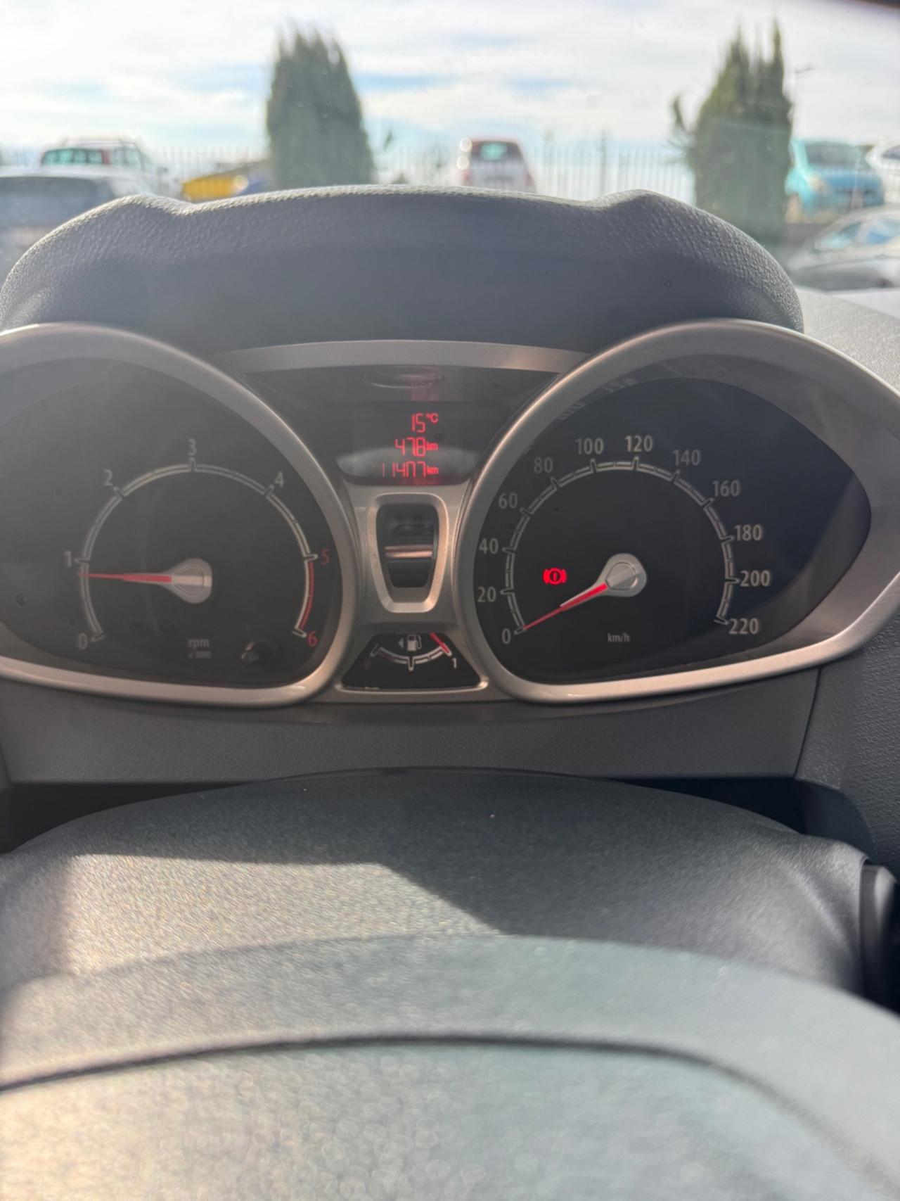 Ford Fiesta 1.4 TDCi 68CV 5 porte Titanium