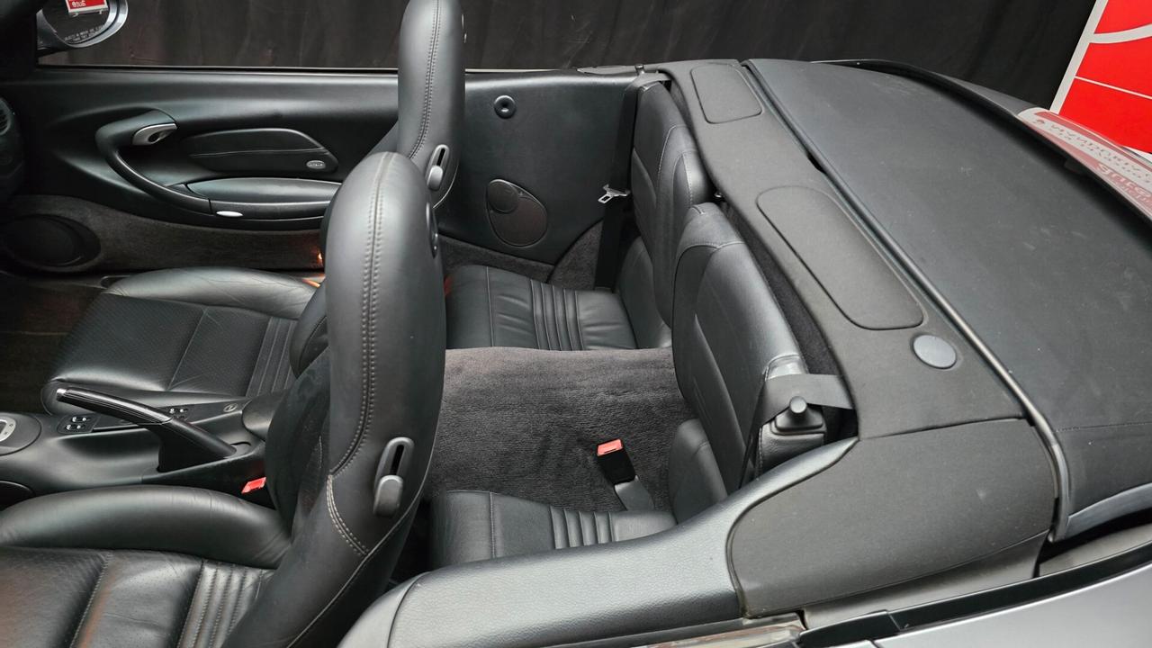 Porsche 911 Carrera cat Cabriolet