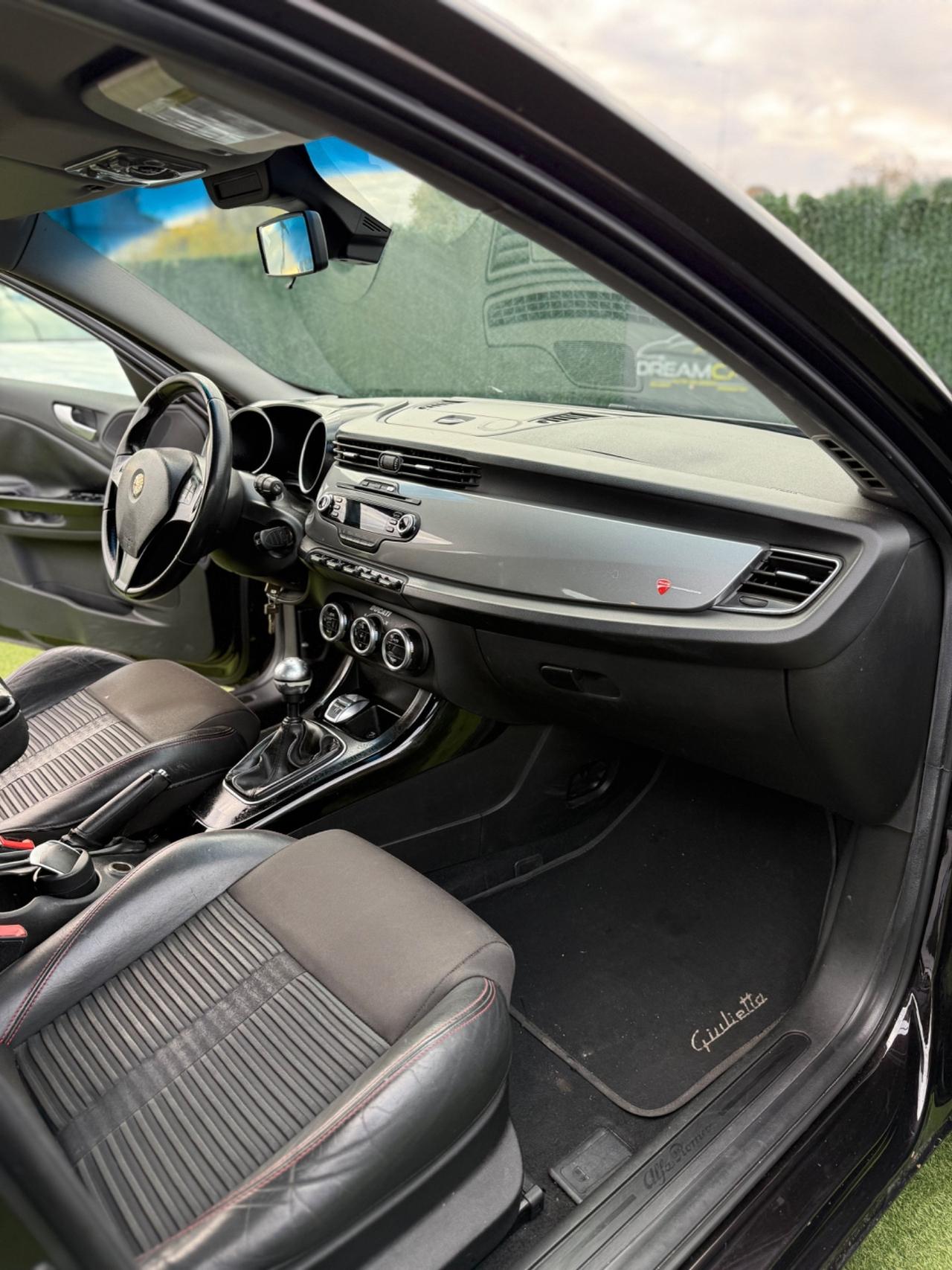 Alfa ROMEO GIULIETTA 2011 1.6 DIESEL NEOPATENTATI EXSCLUSIVE