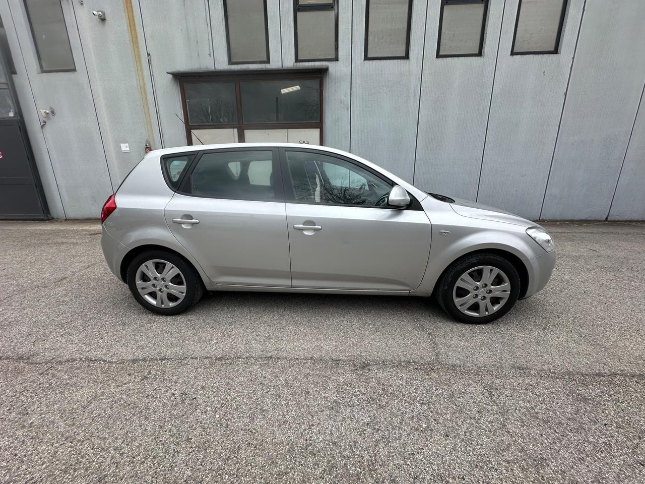 Kia Ceed cee'd 1.6 CRDi VGT 115CV 5p. EX