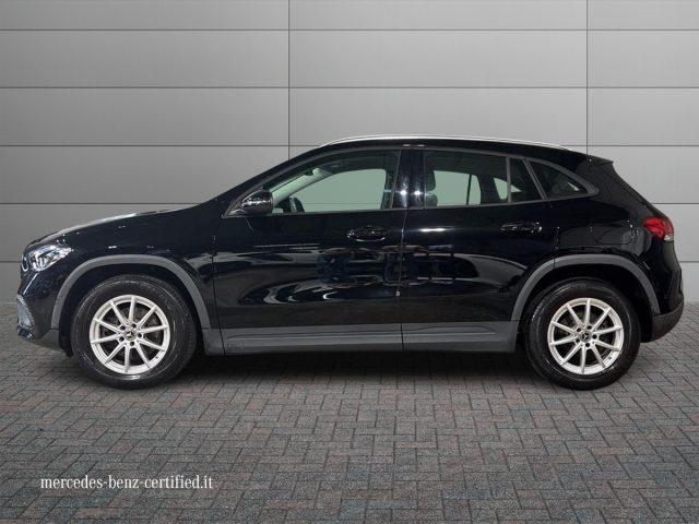 MERCEDES-BENZ GLA 200 d Automatic Business Extra