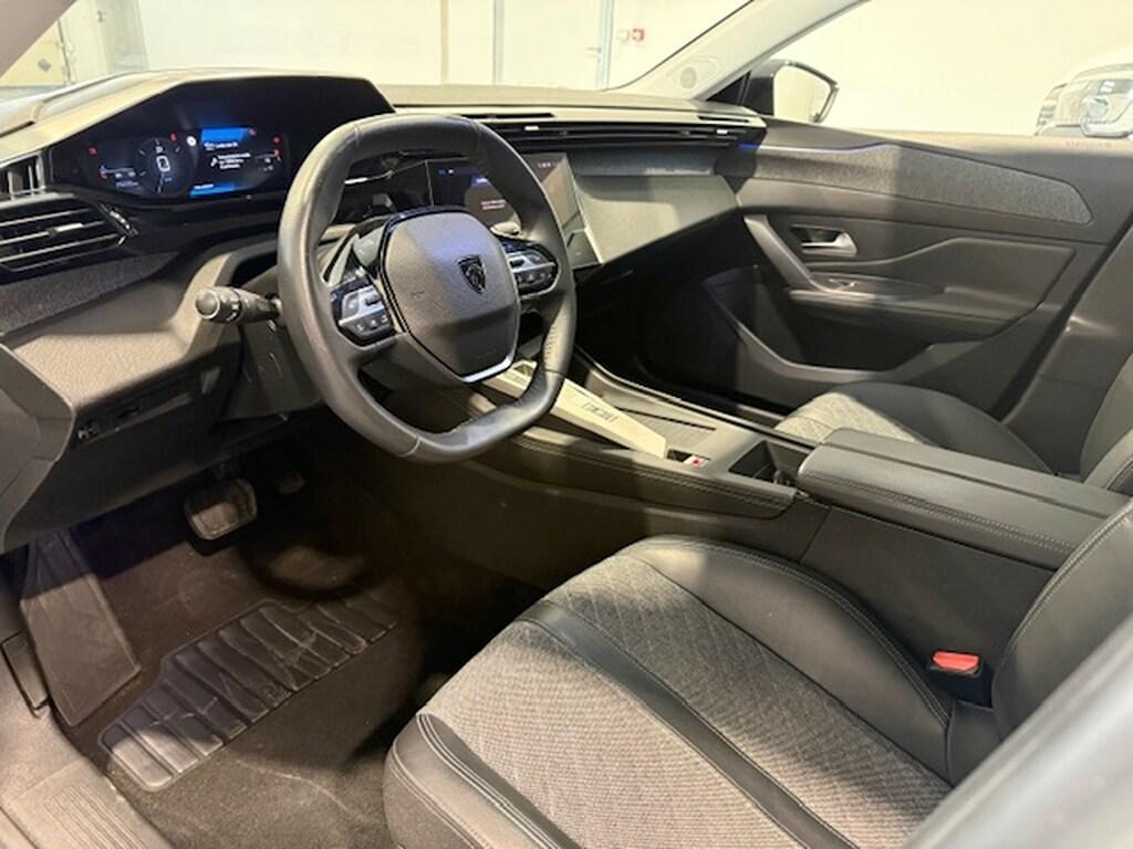 Peugeot 408 1.2 PureTech Allure Pack EAT8