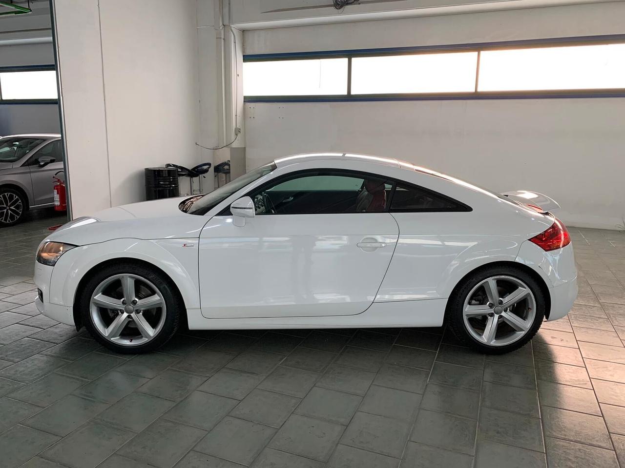 Audi TT Coupé 1.8 TFSI Advanced plus