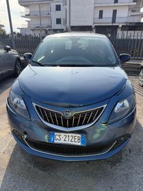 Lancia Ypsilon 1.0 70CV Hybrid Gold
