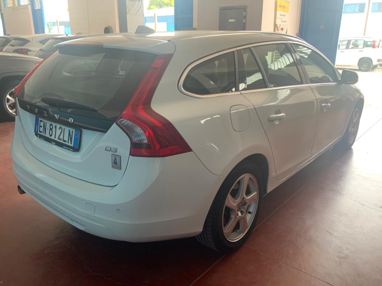 Volvo V60 D3 Momentum