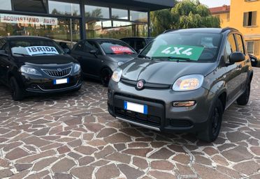 Fiat Panda Cross 0.9 TwinAir Turbo S&S 4x4 8000 Km!!!